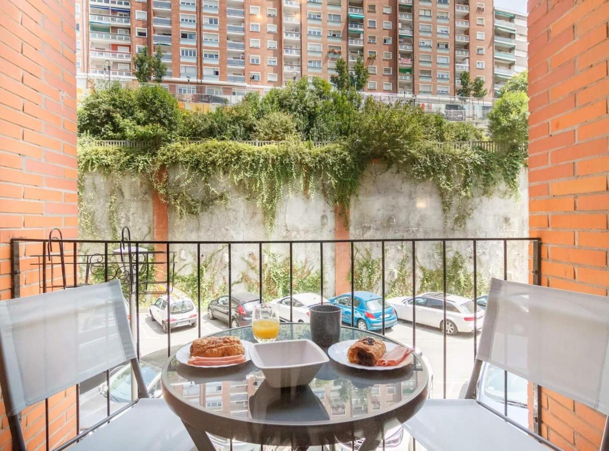 Vivienda Turistica De Prestancia En Castanos, Bilbao Exteriör bild